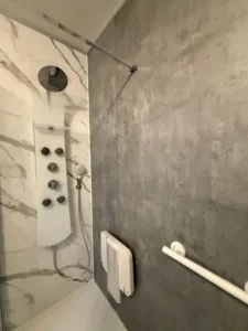 Création d’un espace douche sur Saint-Médard-en-Jalles