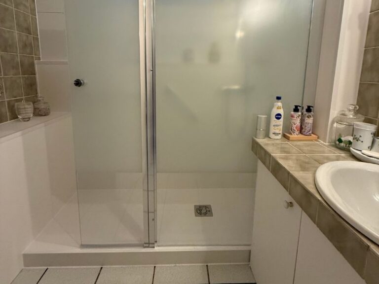 Dépose d&rsquo;une baignoire sur Saint Aubin du Médoc