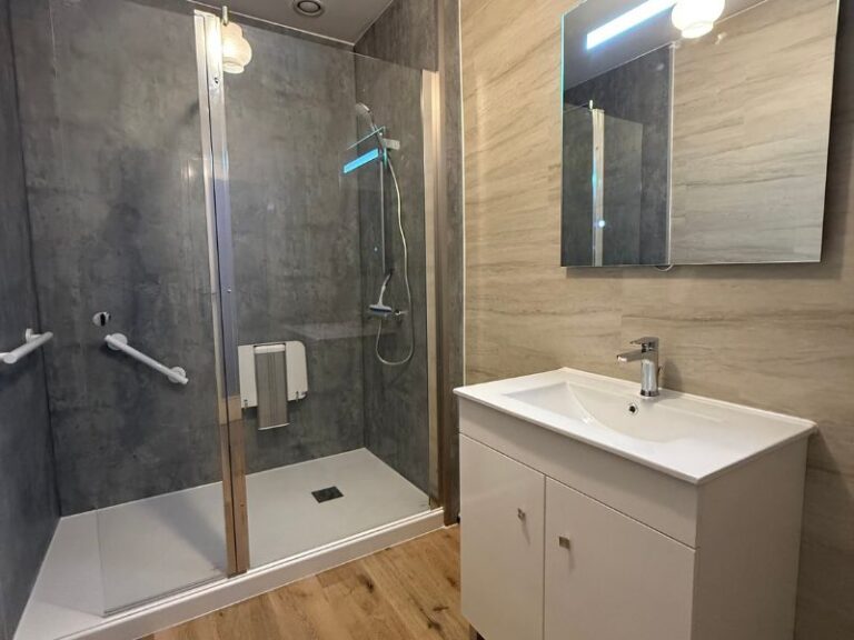 Dépose d&rsquo;une baignoire sur Lormont